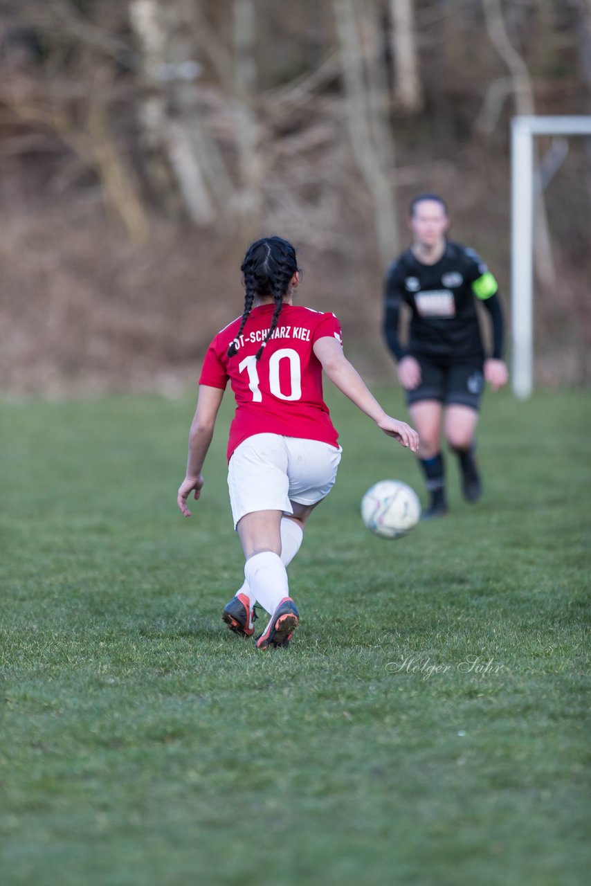 Bild 177 - F Rot Schwarz Kiel - SV Henstedt Ulzburg 2 : Ergebnis: 1:1